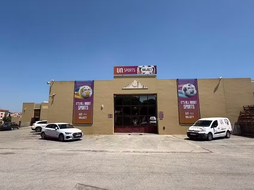 Uin Sports &ndash; Com&eacute;rcio de Artigos de Desporto, Lda.