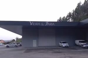 VIEIRA & FARIA