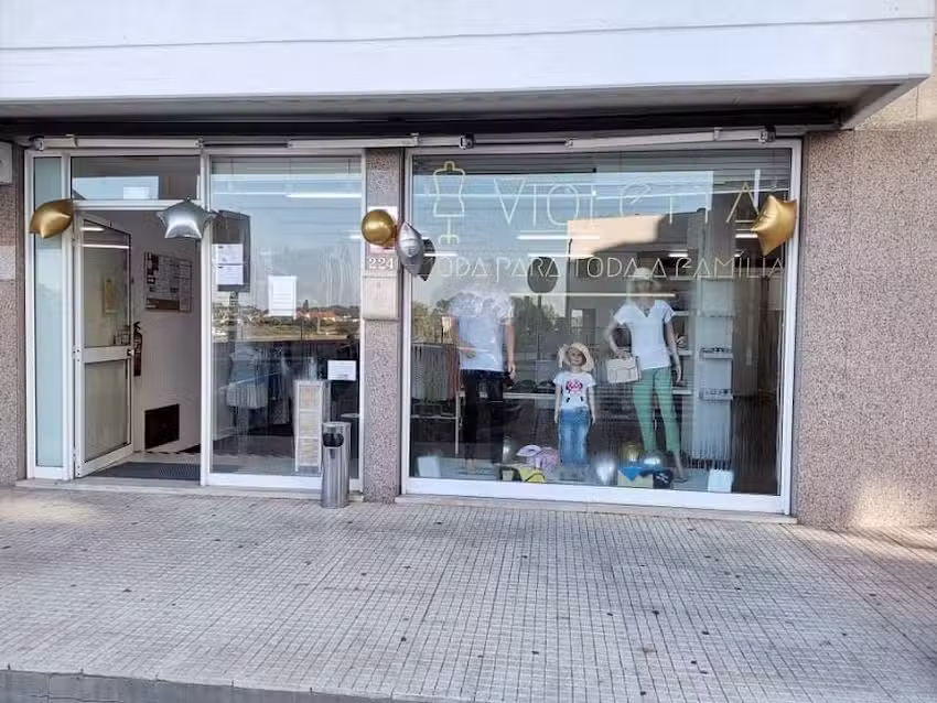 Violetta &ndash; Moda para Toda a Fam&iacute;lia