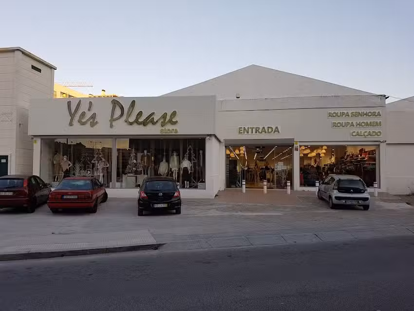 Ye&rsquo;s Please Store